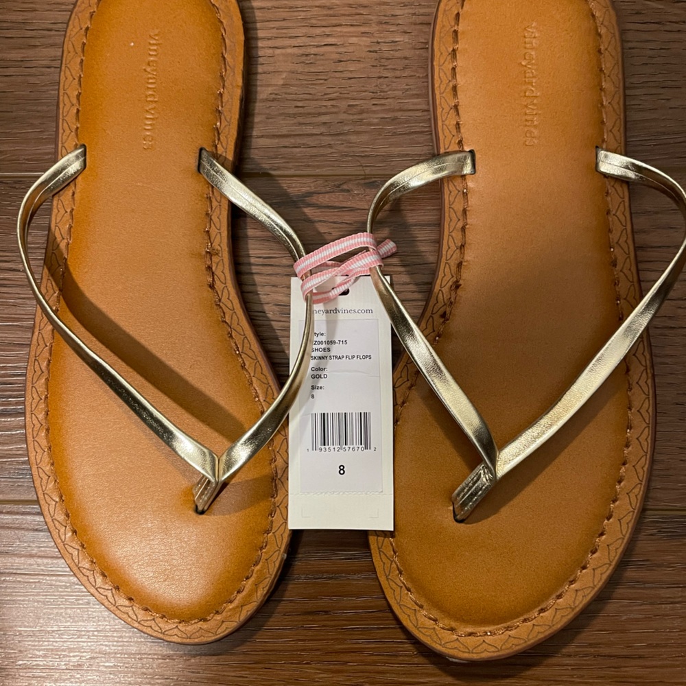 Vineyard Vines Skinny Strap Patent Leather Gold Flip Flops